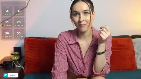 Snapshot of l1ttle_kiki chatting on 01-19-25, 03:10 Viktoria White online show from 01-19-25, 03:10