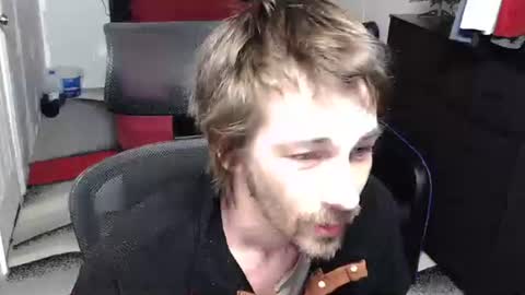 l1v1nth3dr3am online show from 12-20-25, 10:00