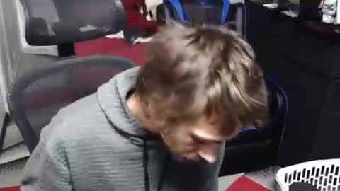 l1v1nth3dr3am online show from 12-21-25, 10:44