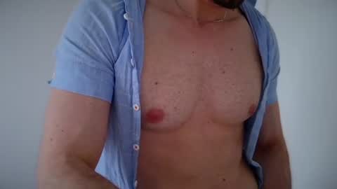 Alex online show from 06-11-26, 06:17