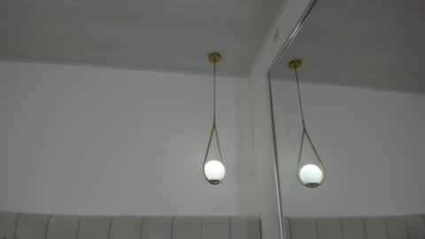 Victoria  online show from 02-20-25, 07:52