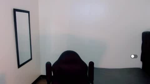 Snapshot of la_ratona_1 chatting on 01-15-25, 08:26 AriSaray online show from 01-15-25, 08:26