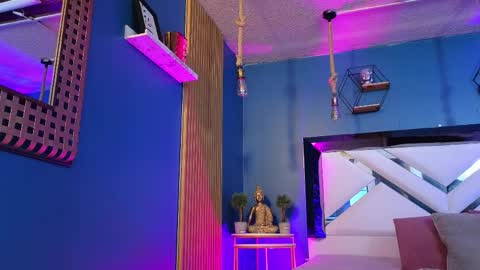 Cris  online show from 04-08-26, 11:54