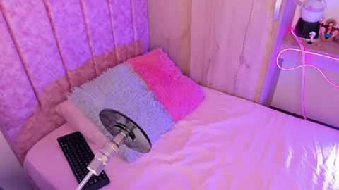 Snapshot of laana_foxx chatting on 07-12-26, 10:34 lana foxx Model independient online show from 07-12-26, 10:34