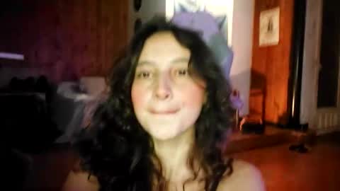 Laary Lily  online show from 12-18-24, 12:54
