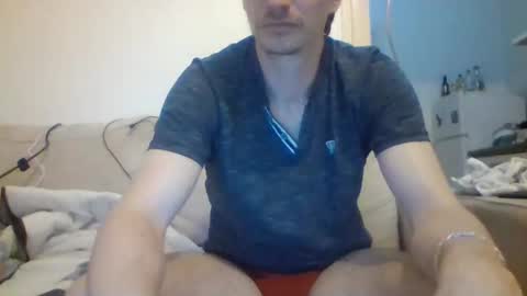 labelette007 online show from 12-01-24, 07:47