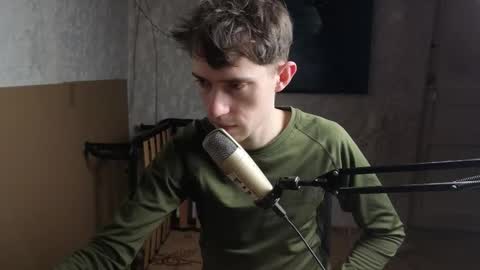 Snapshot of labour_guy chatting on 02-10-26, 11:42 Marco online show from 02-10-26, 11:42