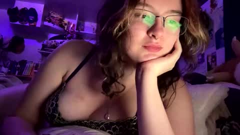 lacedinsin online show from 09-09-25, 04:56