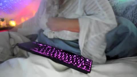 Lacey online show from 03-01-26, 05:42