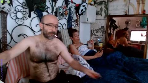 lachicadeldiablo online show from 04-17-26, 06:05