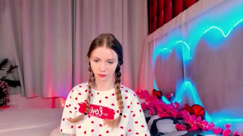 Snapshot of lada2k4 chatting on 02-25-26, 05:28 Lada online show from 02-25-26, 05:28