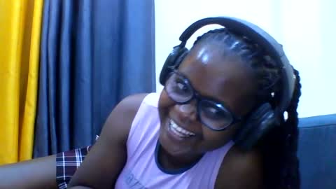 Snapshot of ladar2030 chatting on 06-20-26, 04:54 ladar2030 online show from 06-20-26, 04:54