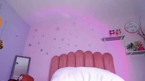 Snapshot of ladenandjuan chatting on 01-27-25, 05:48 Laden And Juan online show from 01-27-25, 05:48