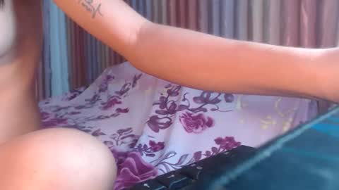 Snapshot of ladiekissesex chatting on 02-12-25, 11:51 ladiekissesex online show from 02-12-25, 11:51