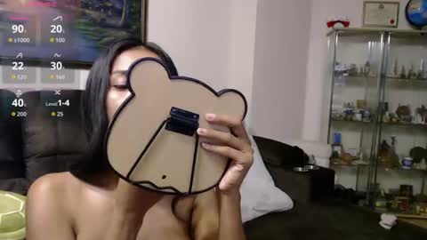 Snapshot of ladii_mia chatting on 07-30-26, 06:51 Mia online show from 07-30-26, 06:51