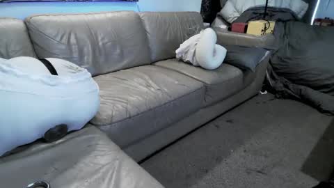 Hectic online show from 12-27-24, 08:39