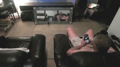 Hectic online show from 10-18-25, 01:23