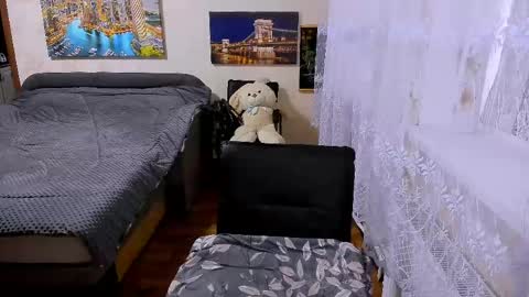 lady_boom_ online show from 05-02-26, 04:01