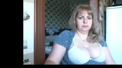 Snapshot of lady_cute_cat chatting on 06-09-26, 02:23 lady cute cat29 online show from 06-09-26, 02:23