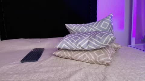 Karla - Instagram   lady karla1 online show from 04-15-26, 07:58