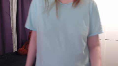 Snapshot of lady_inari chatting on 01-24-25, 12:52 Angelika online show from 01-24-25, 12:52