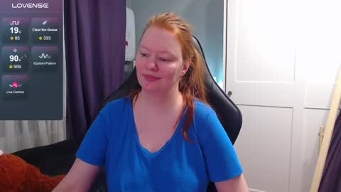 Snapshot of lady_inari chatting on 02-09-25, 04:18 Angelika online show from 02-09-25, 04:18