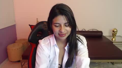 Snapshot of lady_isabella_ chatting on 07-07-26, 01:26 Lady Isabella online show from 07-07-26, 01:26