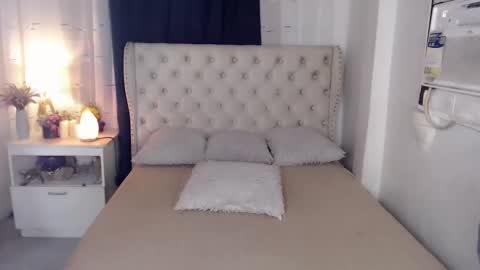   online show from 12-22-24, 01:44