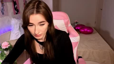 Olivia online show from 04-06-26, 04:46