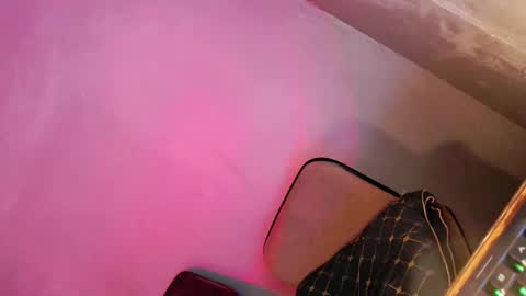 Ella online show from 05-13-26, 02:03