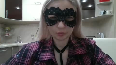 lady_sexy97260 online show from 06-17-26, 03:09