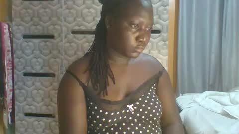 lindah32 online show from 04-16-26, 09:39