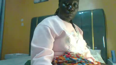 Snapshot of ladyblossoms19 chatting on 06-28-26, 07:42 lindah32 online show from 06-28-26, 07:42