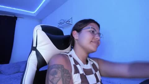  Lady  online show from 03-05-26, 01:56