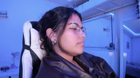  Lady  online show from 05-23-26, 05:56