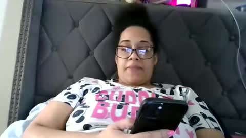 Snapshot of ladycinnabon chatting on 03-06-25, 07:21 Stephanie online show from 03-06-25, 07:21