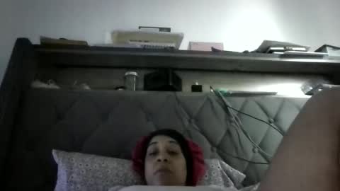 Snapshot of ladycinnabon chatting on 12-13-25, 08:14 Stephanie online show from 12-13-25, 08:14