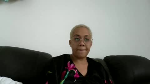 Stephanie online show from 07-25-26, 02:25