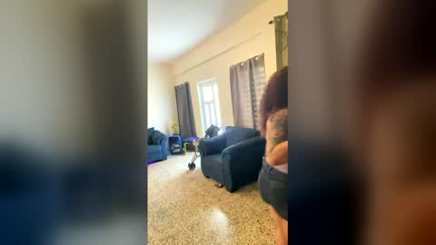 Snapshot of ladycreamypr1 chatting on 03-02-26, 04:03 onlyfans Ladycreamypr online show from 03-02-26, 04:03