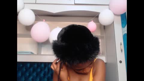 Snapshot of ladydiva69 chatting on 09-08-25, 07:02 ladydiva69 online show from 09-08-25, 07:02