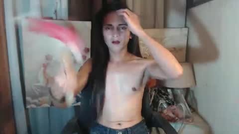 Snapshot of ladygreen03 chatting on 11-10-25, 06:45 ladygreen03 online show from 11-10-25, 06:45