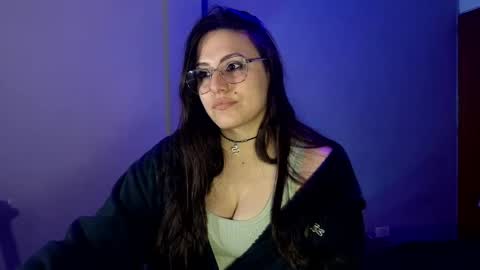 Snapshot of ladygwendolyn chatting on 06-07-26, 02:05 Gwen online show from 06-07-26, 02:05