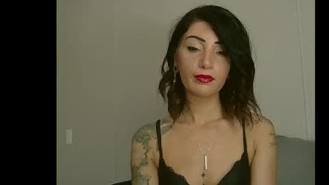 ladylane393 online show from 05-11-26, 07:55