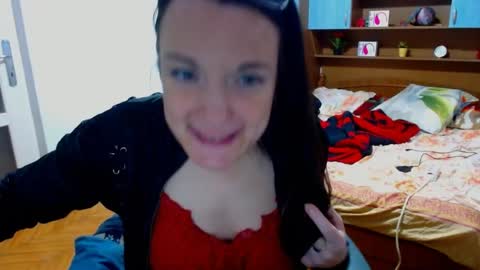 Snapshot of ladylhoty chatting on 06-15-26, 06:32 LadyLHoty online show from 06-15-26, 06:32