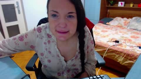 Snapshot of ladylhoty chatting on 08-01-26, 11:03 LadyLHoty online show from 08-01-26, 11:03