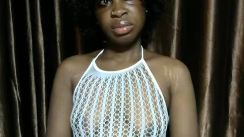 Snapshot of ladylilasexy chatting on 05-18-26, 11:05 sexylila online show from 05-18-26, 11:05