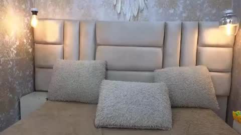 LadyMiaX online show from 05-14-26, 04:30