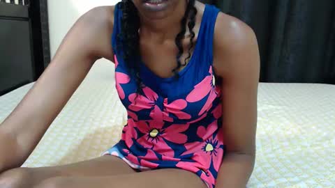 ladyqeeen online show from 04-15-26, 07:58