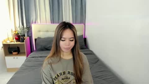 Snapshot of ladyrubelyn chatting on 02-09-25, 06:22 Ruby online show from 02-09-25, 06:22