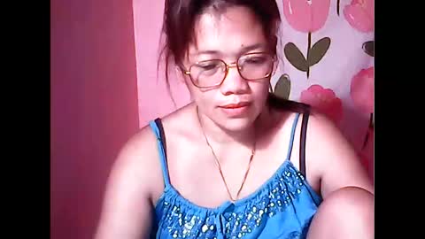 Snapshot of ladysweet4u69 chatting on 06-08-26, 09:15 ladysweet4u69 online show from 06-08-26, 09:15